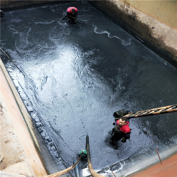 南宫废水池清理
